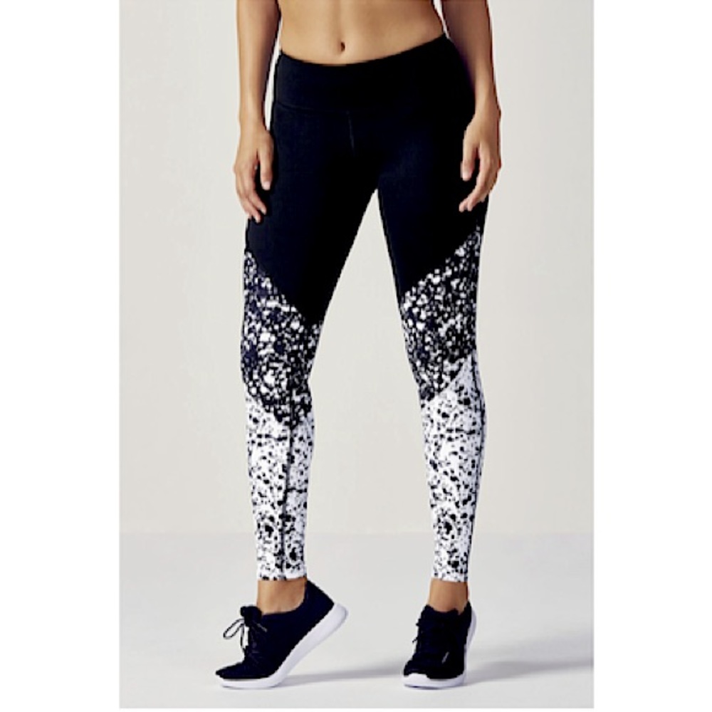 Fabletics 7/8 Leggings Black White Spotted Panels